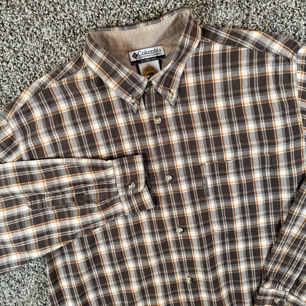Columbia Men's XL Brown Plaid Long Sleeve Button-Down Shirt 100 % Cotton